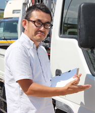 【トラックのきうち】店主 木内光輝 近影